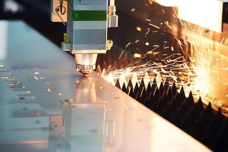 A Glence of The Future of Fiber Laser Welding in Medical Industry Through Digital Arts